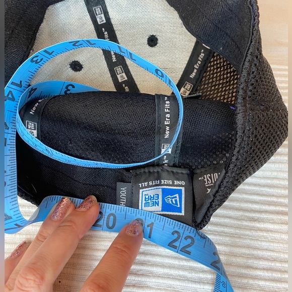 New Era Curved Brim Youth New York Yankees MLB Black Cap - Picture 13 of 14